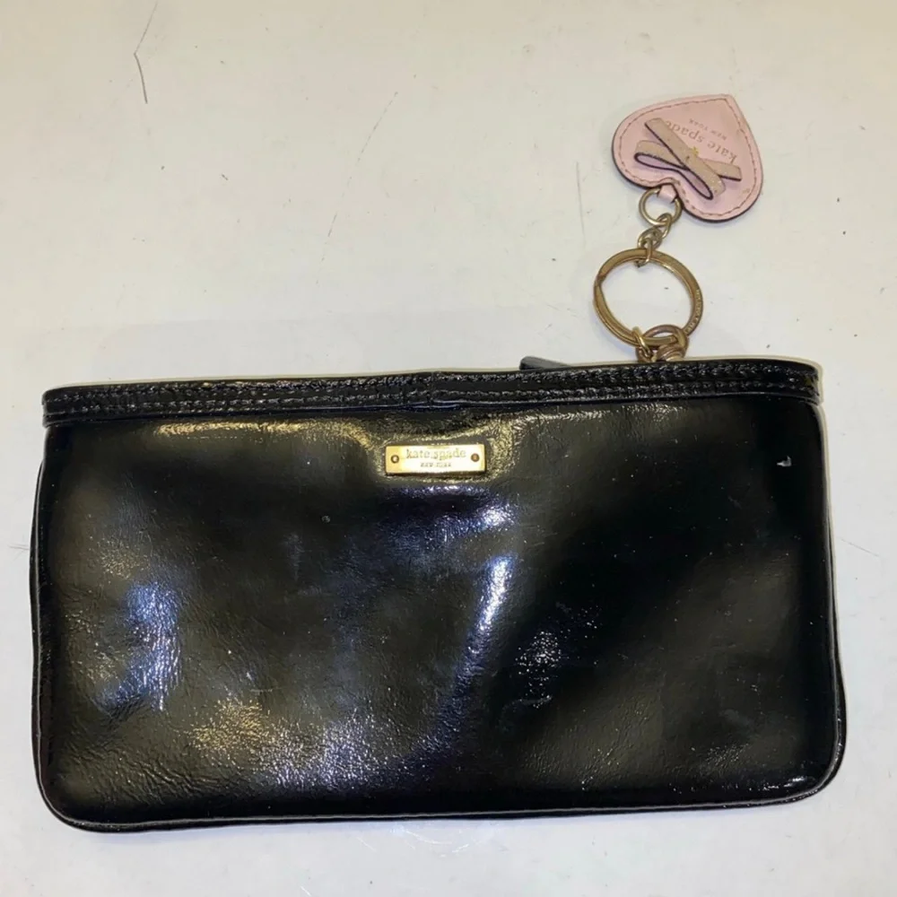 Kate Spade York Bow Front Pochette Wristlet Clutch with charm